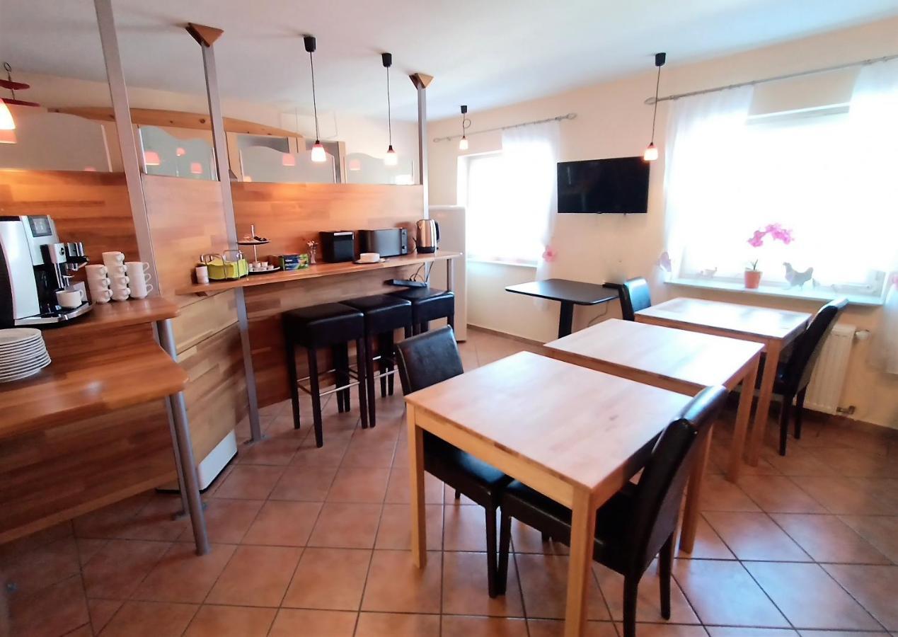 Bodensee Gaestehaus Tettnang Albergo エクステリア 写真