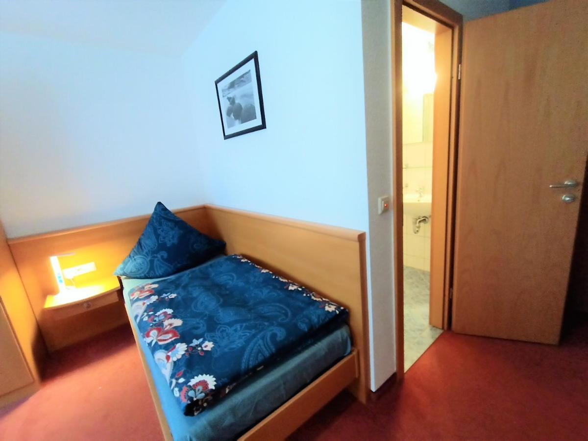 Bodensee Gaestehaus Tettnang Albergo エクステリア 写真