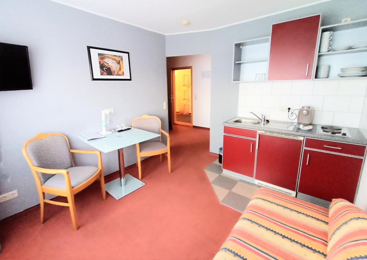 Bodensee Gaestehaus Tettnang Albergo エクステリア 写真