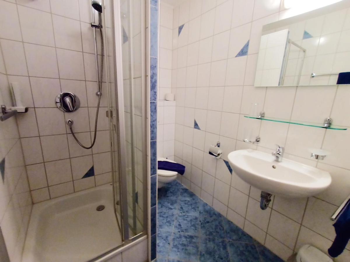 Bodensee Gaestehaus Tettnang Albergo エクステリア 写真