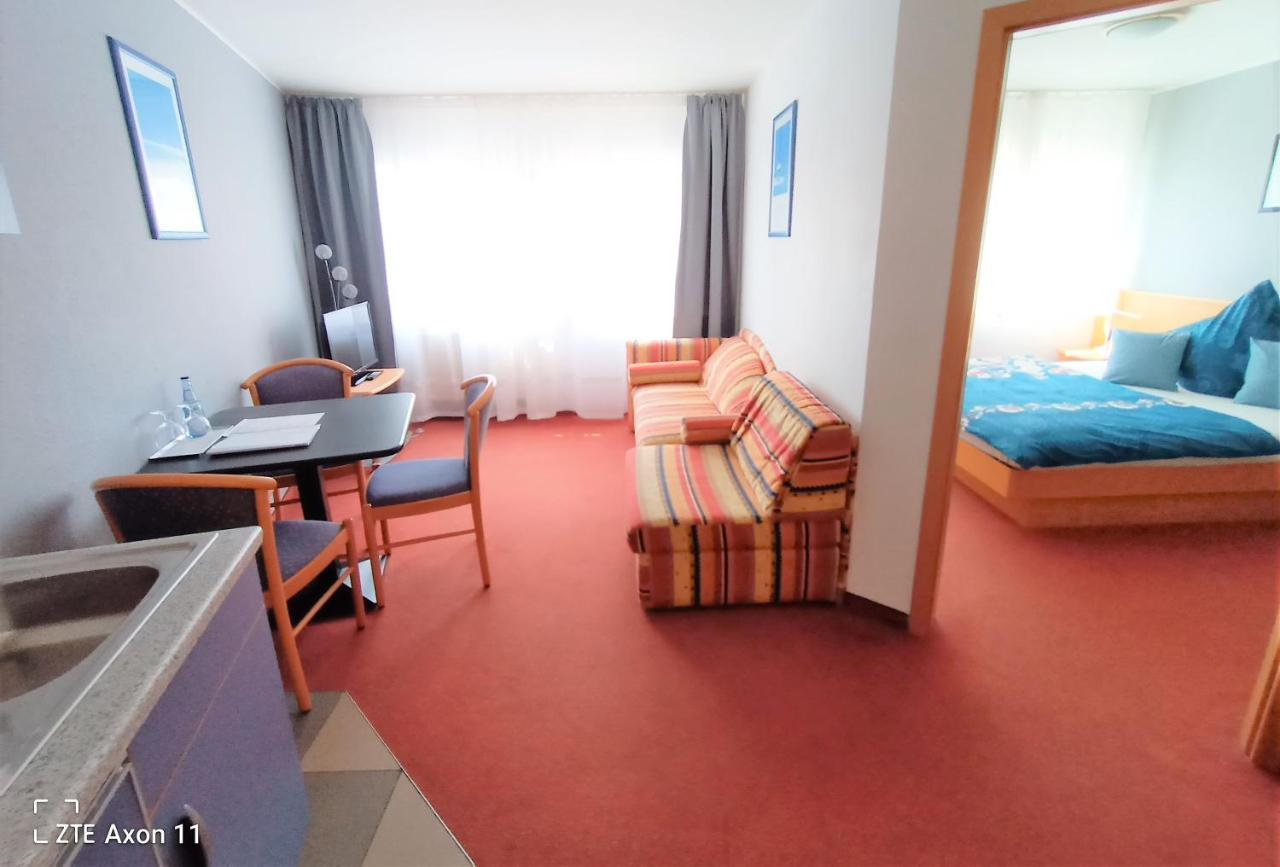 Bodensee Gaestehaus Tettnang Albergo エクステリア 写真